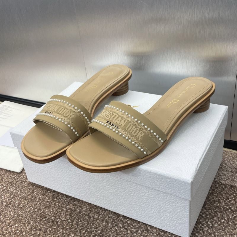 ch**an D*or slippers